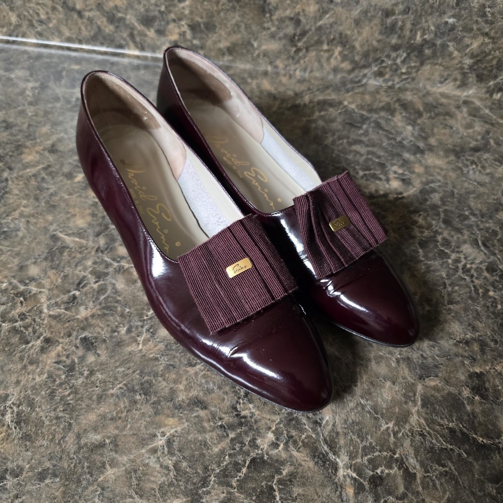 Vintage DAVID EVINS Burgun Pumps PATENT LEATHER Heels SIZE 8.5 AA Audrey Hepburn